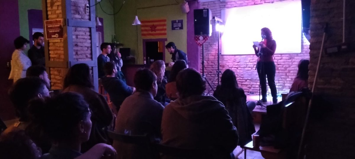 AEnrestida's tweet photo. ➡️ Moltas gracias a totas las que ahiere vaz acercar-tos al Casal. El vam pasar de pistón en el S-MAL feminista! https://t.co/RXFtK9BobT