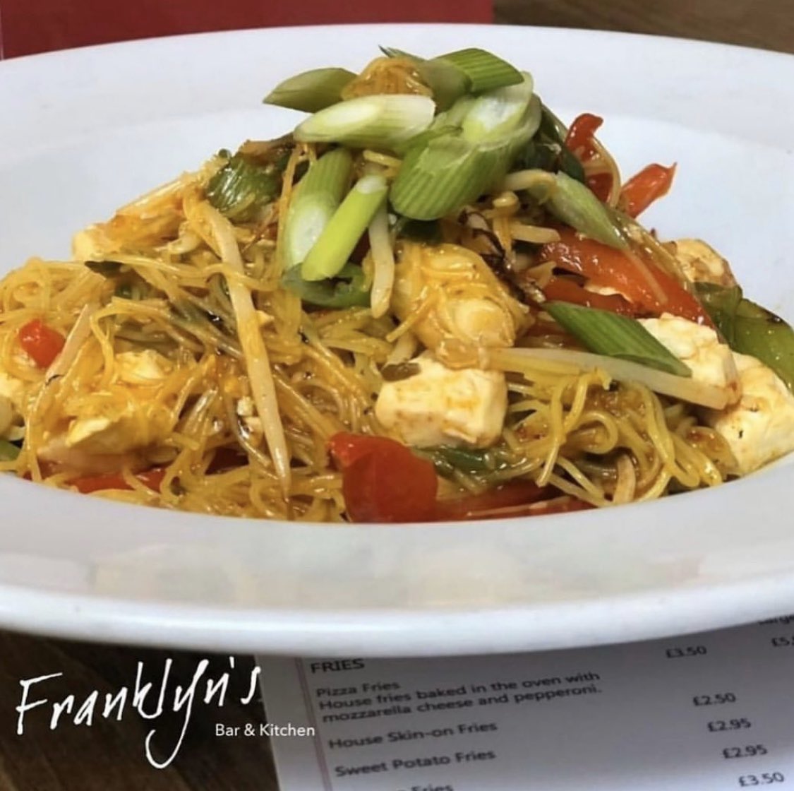 Have you tried our Sweet Chilli Tofu Noodles dish.⠀⠀
.⠀⠀
⠀⠀
Tofu with vegan noodles, spring onion, beansprouts and sweet chilli sauce.⠀⠀
.⠀⠀
#tofu #franklyns #franklynsbar #vegannoodles #springonion #sweetchilli #heswall #wirral #northwest