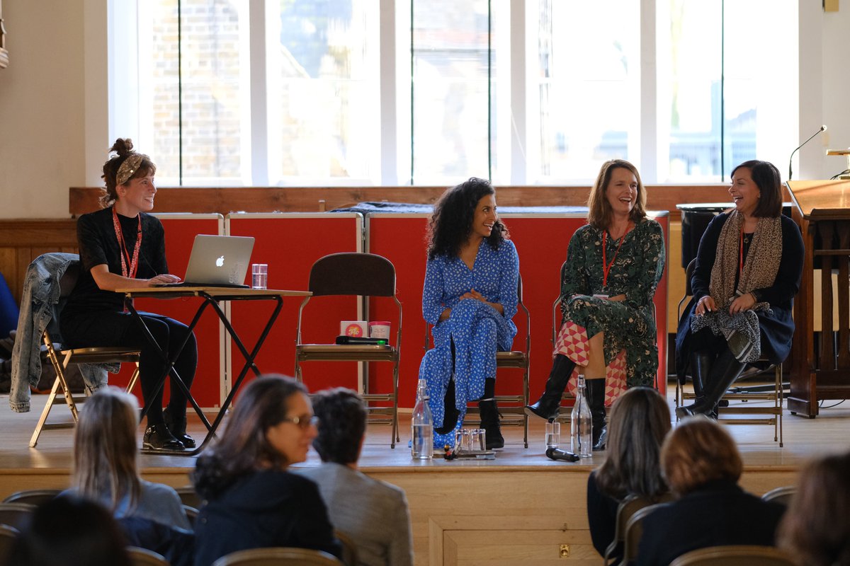 GandLSchool's tweet photo. Fascinating #DaretoCare panel event from #wellbeing experts Tara Chandra, CEO of @hereweflo; nutritional therapist &amp; founder of Vitality Wise, @scarolides; well-being leader at @DeloitteUK, Arti Kashyap-Aynsley; &amp; moderated by @SilvermanLj, creator of @LSEGenerate.
#CYL2020 https://t.co/R6d7kYvpbF