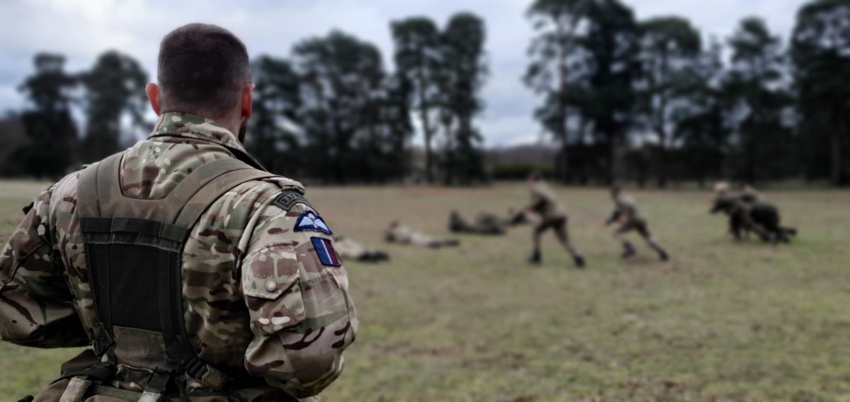 RAFRegtRecruit's tweet photo. The Darlington public services college and the Wirral Metropolitan college joined us this week for the RAF Regiment Look at Life course. The students were taught basic fieldcraft, camouflage, basic tactics and more. #RAFRegiment. 

https://t.co/xqzfq1e3BI https://t.co/h81rUMTfHV