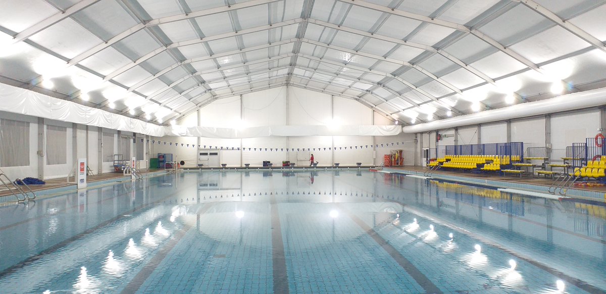 styledpro's tweet image. Instalación de #iluminación #led en la piscina Waterpolo, en la que hemos seleccionado #proyectores #led de la más alta calidad para este tipo de ambiente.