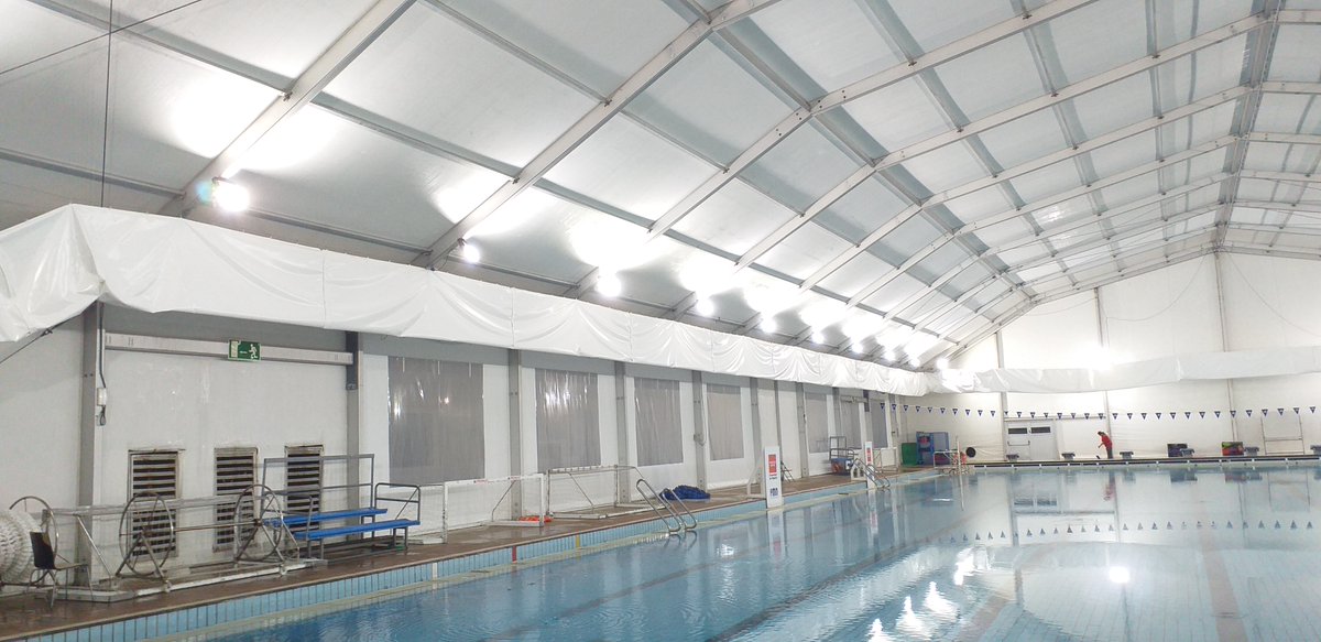 styledpro's tweet image. Instalación de #iluminación #led en la piscina Waterpolo, en la que hemos seleccionado #proyectores #led de la más alta calidad para este tipo de ambiente.