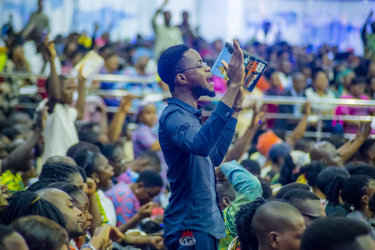 ft_canaanland's tweet photo. I decree this year as your year of emergence as a giant in the name of Jesus!
#Breakinglimits https://t.co/HSBSgL0wiE