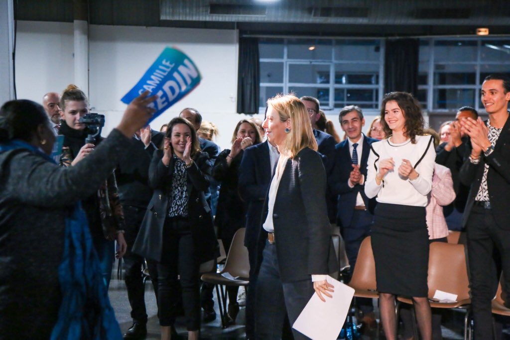 CamilleBedin's tweet photo. #ReussirEnsemble, il y a 1 semaine, nous étions 400 personnes pour dire #Stop! #Votez le 15 mars  #Municipales2020 . Je suis #prête Nous sommes #prets pour l’#Alternance et vous? Avec @NanterreEnsembl  @leParisien_pol @ParisLaDefense @leJDD @Le_Figaro #HautsdeSeine https://t.co/mV2NaJ6M8c