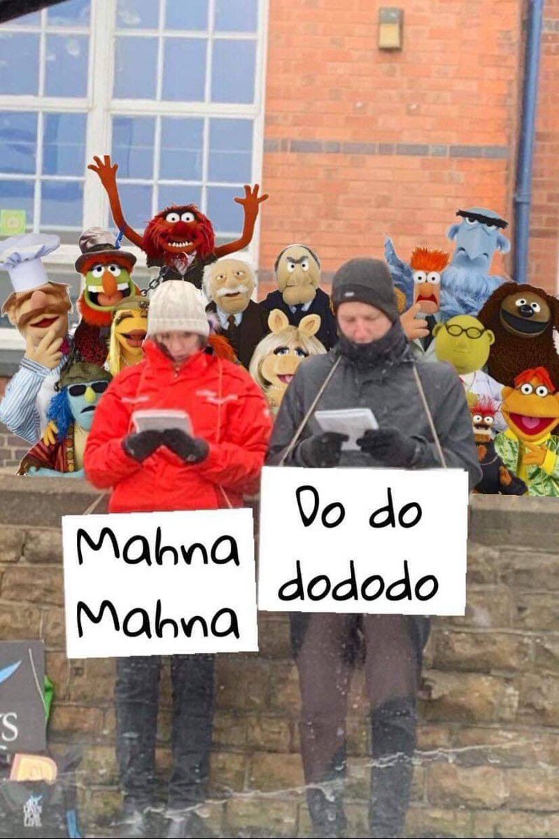 jazi68's tweet photo. Absolutely love the response from the people of #Stapleford #Ng9 to having the fanatical #40dfl invade their town! 
😂😂😂😂😂 https://t.co/AYSvx59TAp