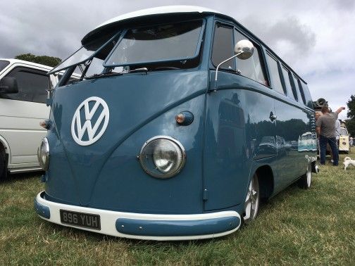 CarFestBooking's tweet photo. @trustyrustyvw is the lucky owner of this lovingly restored 1957 #VW #Camper #Kombi Gets the 👍 from the #Volkswagen owners here at Car Festival Booking.

See more stunning vehicles young and old at: https://t.co/u3WwaoA2O1 https://t.co/LVKExOvXH7