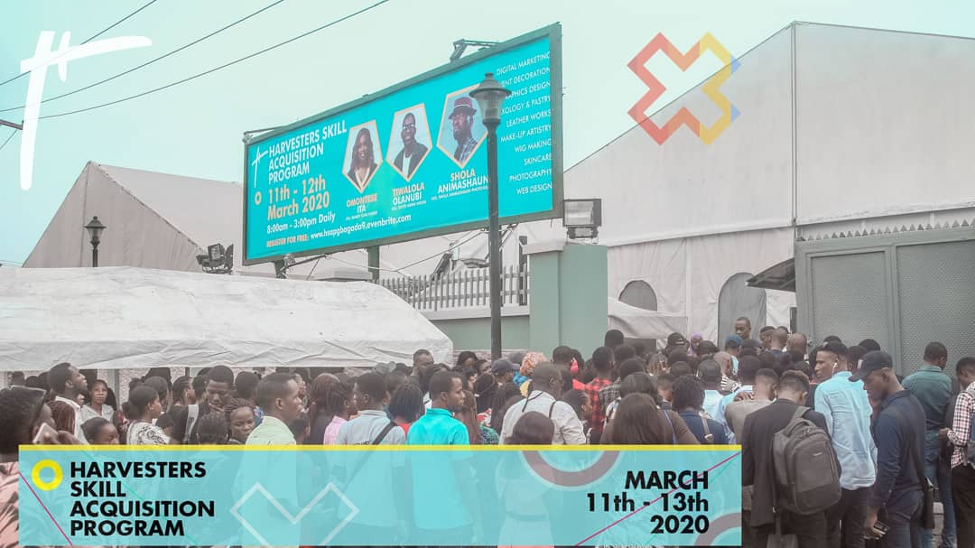 HarvestersINT_'s tweet photo. #HSAP2020 began yesterday, and they came in their hundreds! It's a privilege to impact so many lives!

#Harvesters #SkillAcquistion #ThursdayMotivation https://t.co/QTKYUNLJhT