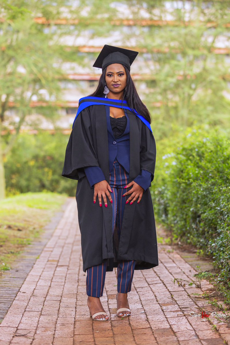 ROBERT_MABUSELA's tweet photo. Celebrate your graduation milestone by capturing the special memories together with your family and friends. 

Call or Whatsapp: 076 559 0615
Email: bookings@sameviewpictures.co.za
Website: https://t.co/DweGamMLXS 
#respekthecamera #keadrive #ThursdayThoughts https://t.co/OLiXsmM3cU