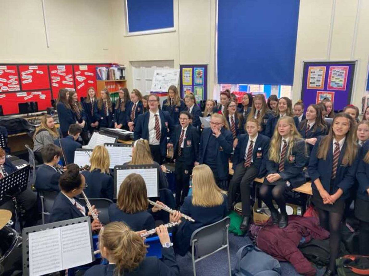 PATKingsSchool's tweet photo. The #StageBand and #Choir have been rehearsing for the National Festival of Music For Youth this morning. We are looking forward to performing in the regional heats at St Thomas à Becket on Saturday 21st March. #Music #raiseyourvoice #talent https://t.co/aUgrIwOEHm