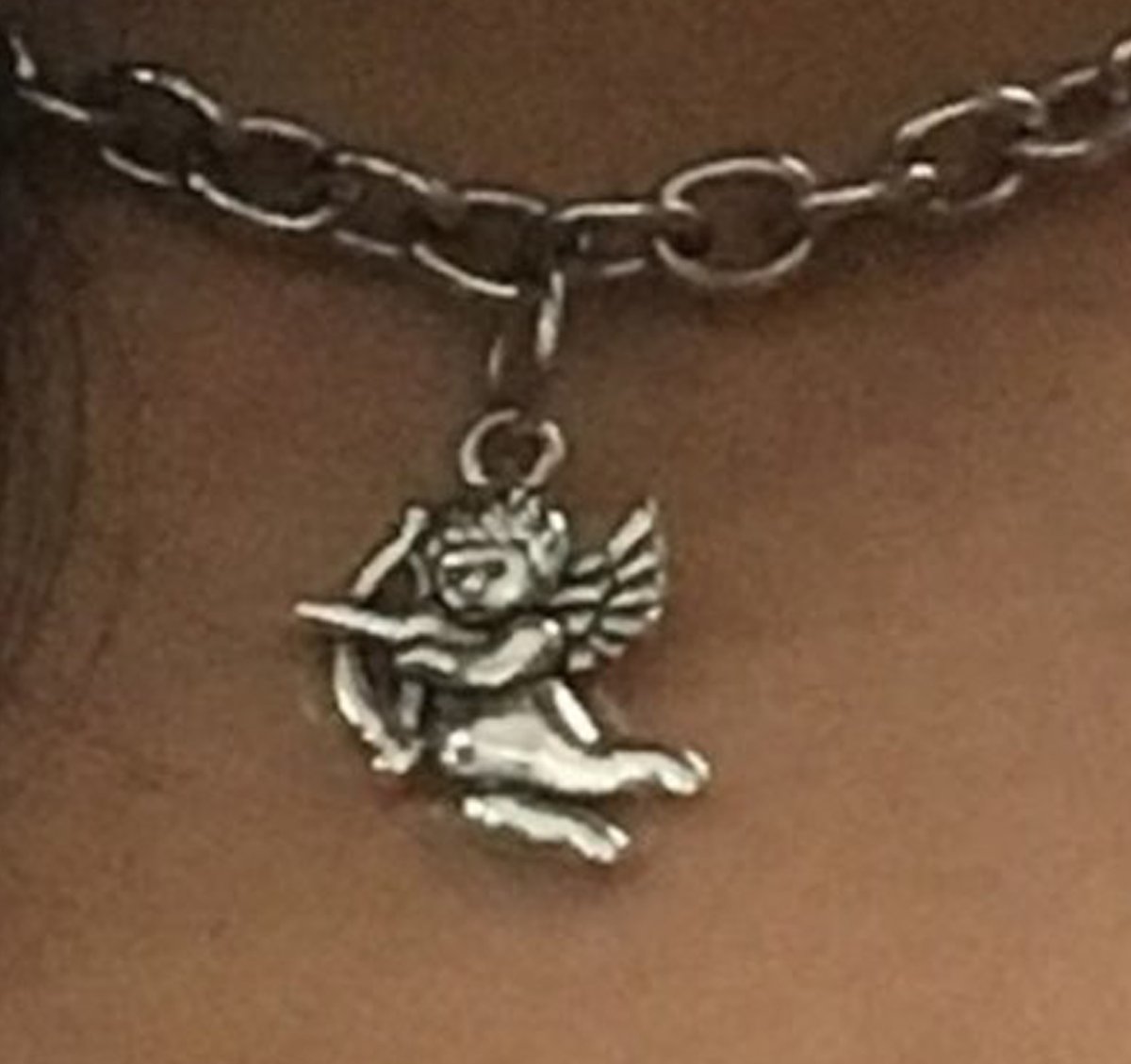 MarcVachonla's tweet photo. The Kaylashop@depop has the coolest #skull #charms  and more! Get personally #stamped  and #engraved #custom pieces now! 
#crosses #daggers #cherubs #angels #goth #rocknroll #playboy #locksets 
Get shopping here>  https://t.co/ILTUcXs2Yu https://t.co/XaIj8wbEVg