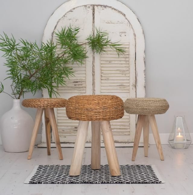 zaza_homes's tweet photo. These cute wicker stools make the perfect additional seating for any room. Whether it be for a dressing table, kitchen seating or the bathroom! Which one do you like best? .
.
#wicker #wickerfurniture #bedroomstool #kitchenstool #sustainablefurniture #homedecor #interior #in… https://t.co/cdDEphTkuA