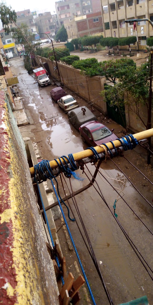 Haidy3bd's tweet photo. يلا بقي كوت بصوره الشارع عندكم ف الجو العظيم ده 😍💖💖💖💖💖⛈️ https://t.co/RgJrzov16W