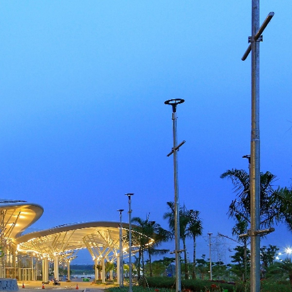 Designed to be the biggest convention center in Indonesia, Indonesia Convention Exhibition (ICE) BSD City is the perfect venue for hosting a wide range of national and international scale of events. More info : <a href="/ICEIndonesia/">ICE Indonesia</a>
#BSDCity #BigCityBigOpportunity #ICEBSDCity