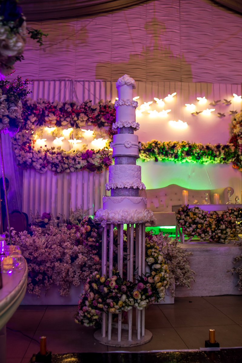Emeso_'s tweet photo. You guys should please follow my business page @koralevents  on IG and like our pictures naaaaa 😥😥😥😥. We need customers
 
Please retweet, customers are definitely on your TL 😌😌 https://t.co/VGgpfNjAuy