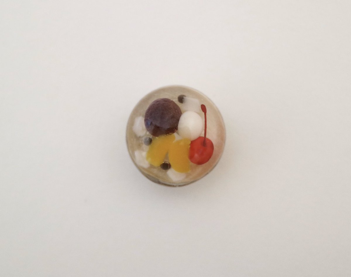 村岡寅則商店 V Twitter 帯留め あんみつ みつ豆 あんこ 白玉 さくらんぼ みかん 寒天を仲良くトッピング 新作 4月から 販売予定 ss sscollection Kimonobynadeshiko 村岡寅則商店 和菓子アクセサリー 着物 T Co Qxa3b57uwy