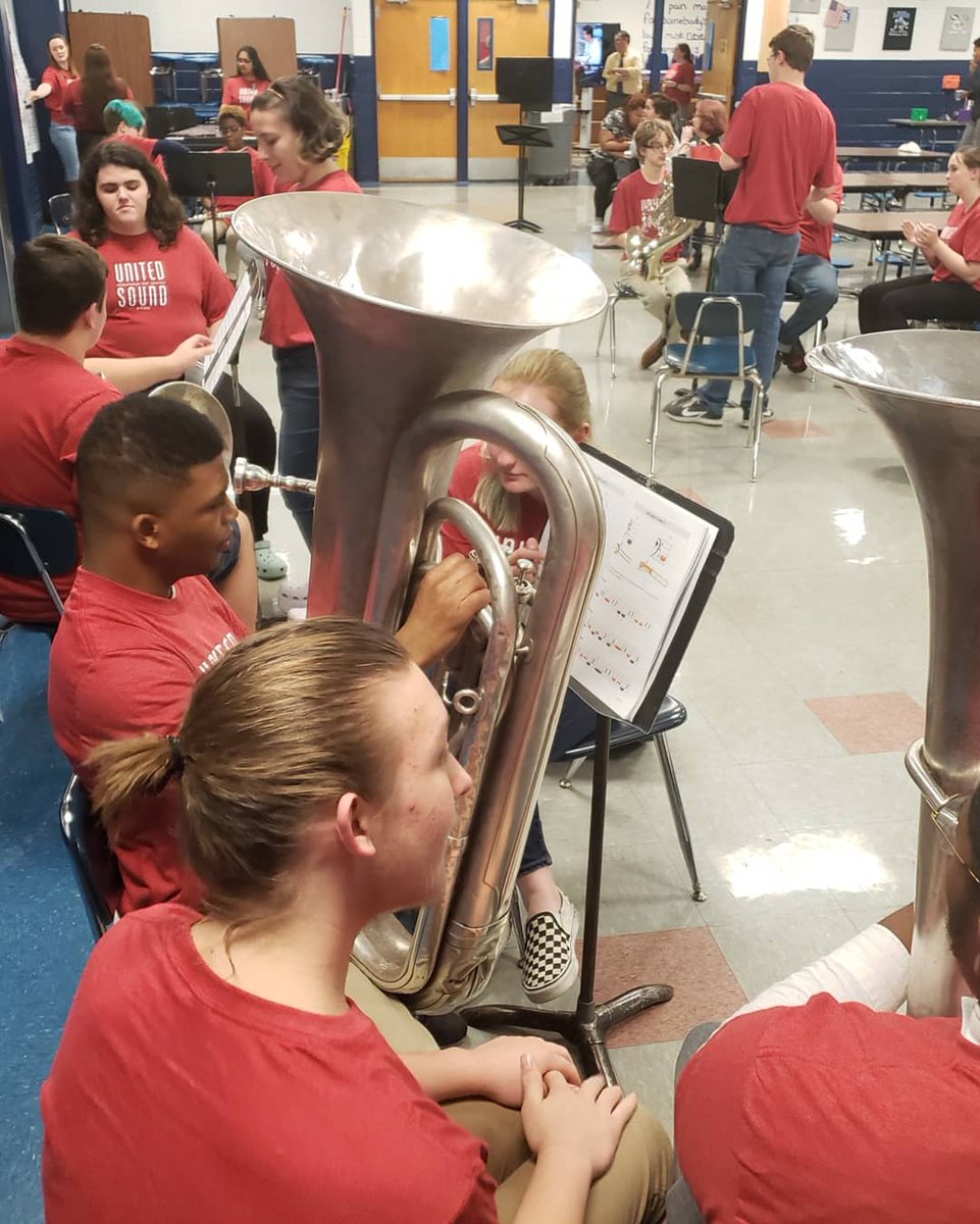 RedMarching's tweet photo. During Roar Night a hand full of our Band members that helped in a program called United Sound. This program is to teach hand full of special needs children from Mrs Ireland class.
#rbway #teamredbank #wearehamilton #roarnight #roarnight2020 #unitedsound https://t.co/rOX9Cz003O