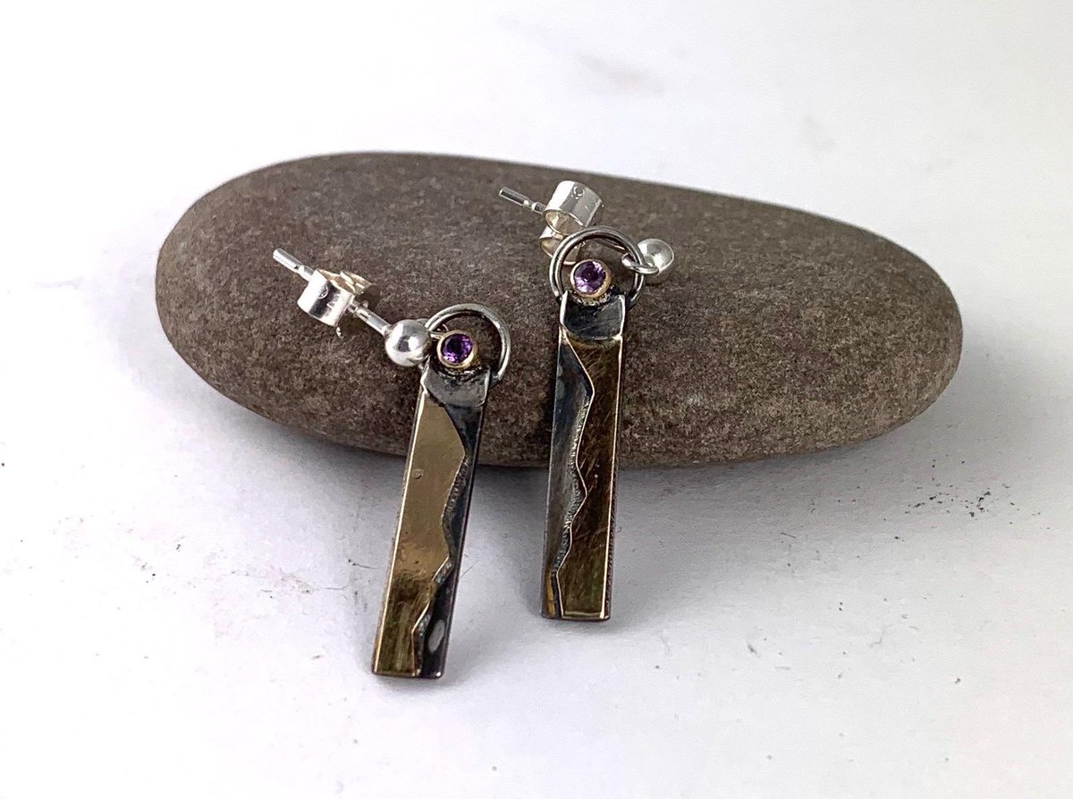 A beautiful set of #mountainart earrings from @brightstar109 Not long in Cherrydidi and straight back out the door. @handmadebritain @LiveShopLocal #localjeweller #amethyst #handmade #cherrydidiambleside