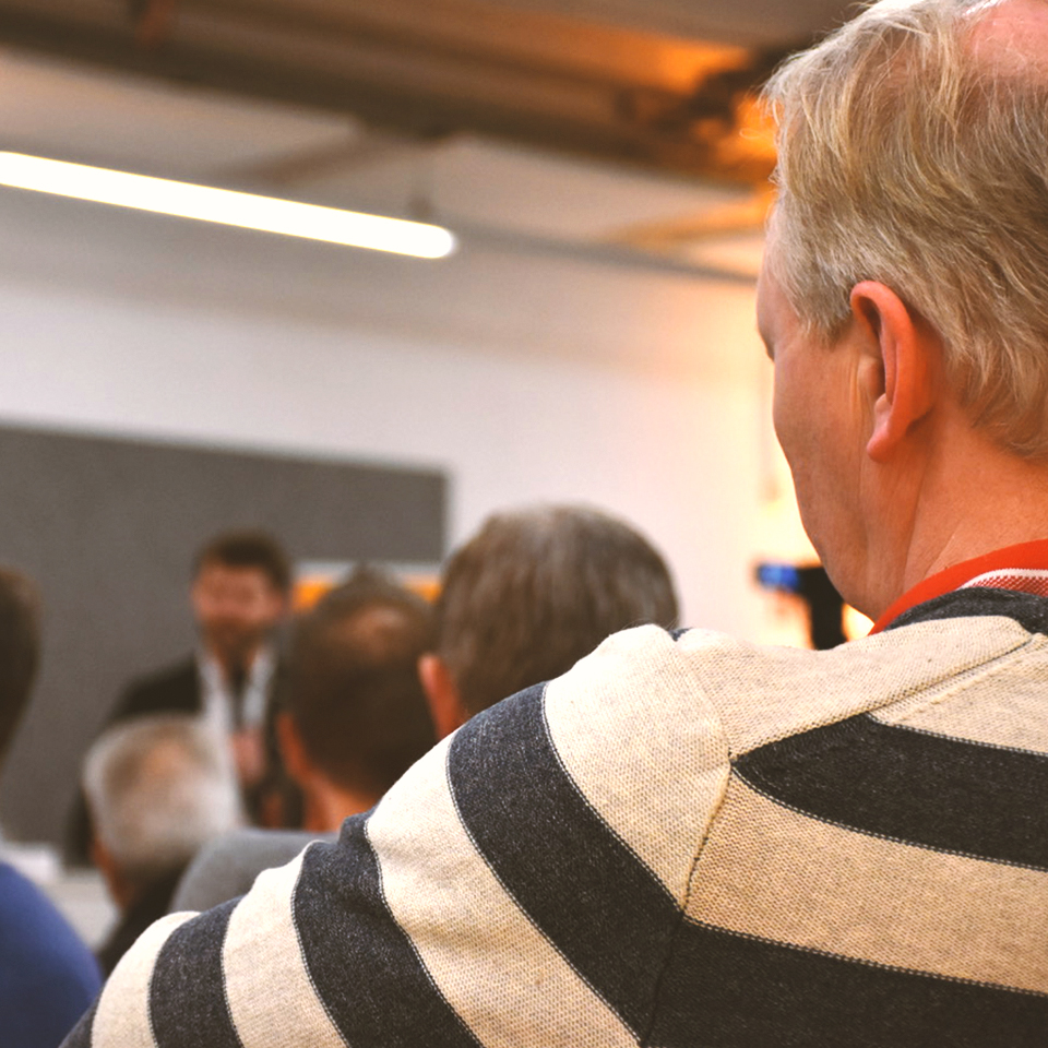 LevLieben's tweet photo. Ich habe die Veranstaltung Offensive 2030 der CDU Fraktion Leverkusen zum Thema Digitalisierung besucht. Von einem ausgezeichnet besetzten Podium wurden die Wege zur Digitalisierung und die darin begründeten Chancen umfassend dargestellt... Mehr unter https://t.co/E7wqmHgsL9 https://t.co/6uozsiIOFT
