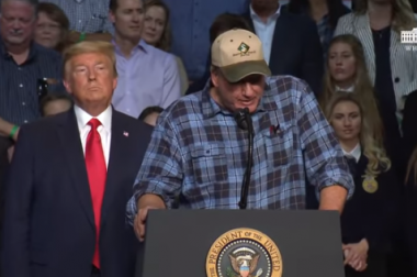 President Trump Delivers Remarks To Rural Stakeholders On California Water Accessibility

Read Here full article : bit.ly/2IFH9aj

#POTUS
#PerfectParodyGagGift
#IsDonaldTrumpAGoodPresident
#DonaldTrumpTalkingDoll