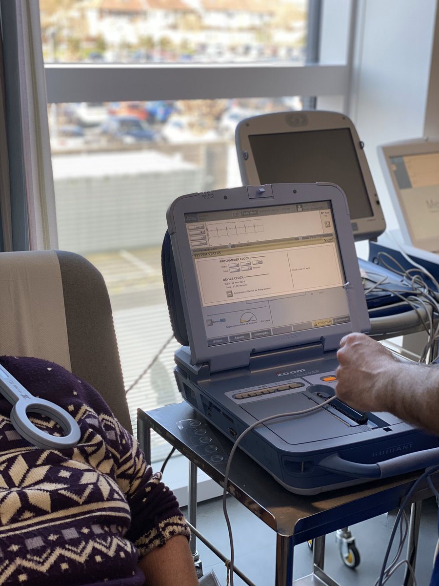 NBTPhysSci's tweet image. This lady is having her ICD (implantable Cardiac defibrillator) interrogated at 6month follow-up by Cardiac physiologists experts in the field of device therapy #HCSWeek20 @NorthBristolNHS @ahcsuk (with permission)
