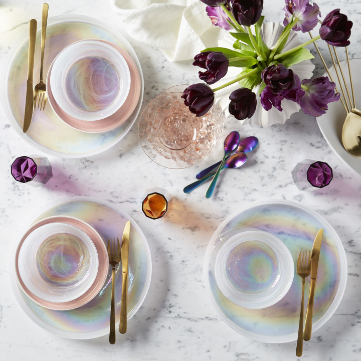 HomeSenseCanada's tweet photo. Fresh #MyHomeSense style is blooming, with affordable finds for every palate. Which one is your fav? https://t.co/2bB3UocokG