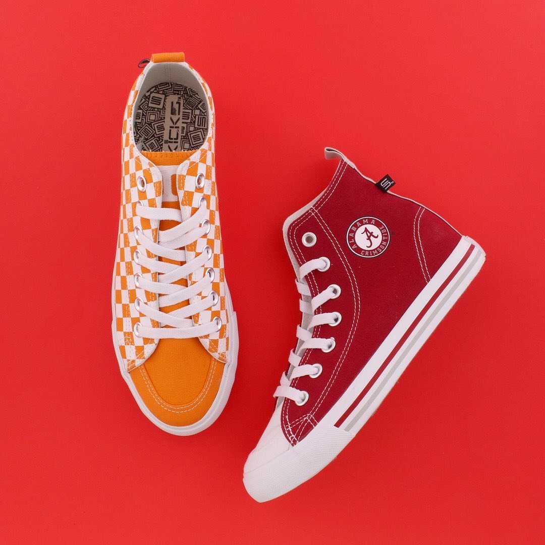 This afternoon- the Vols take on the Crimson Tide in the SEC Tournament🏀skicks.com