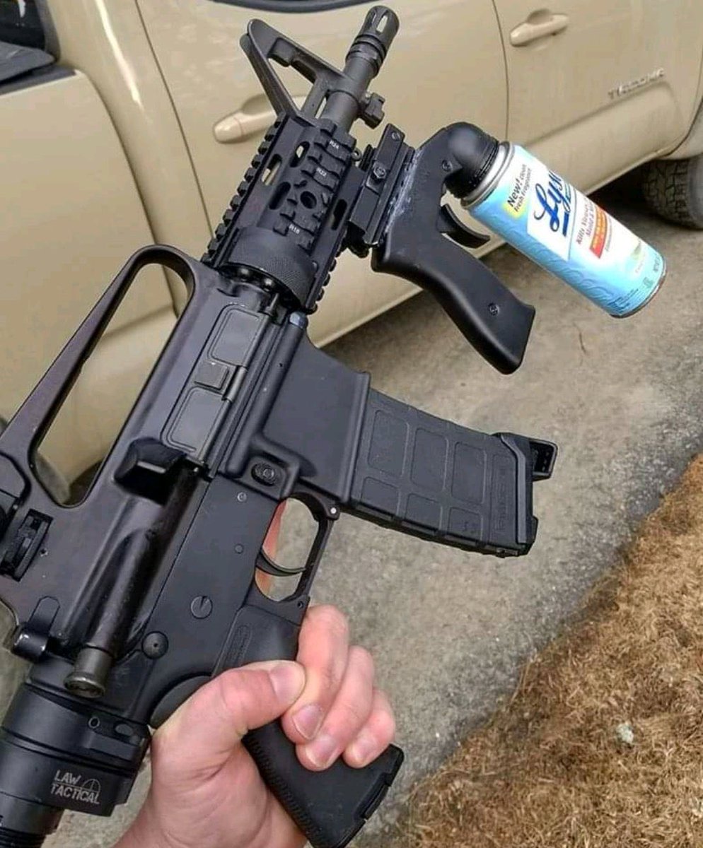 justkoolie's tweet photo. Got the big Fie on me for dat Rona 🔫🔫🔫  #DatRona https://t.co/3FLWjfm6Qk