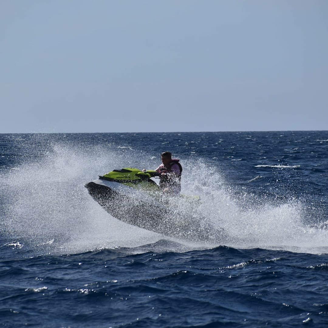 canaryws's tweet photo. 🔝🚀😎 #nospeedlimit!

#JetSki, #Parascending, #Jetovator, #JetBoat, #BananaBoat ~ Find it all @ #CanaryWaterSports

🌐 https://t.co/VzJcAY2v9D

#seadoo #PuertoRicoGranCanaria #mogan #grancanariablue #gcblue #grancanariaregional https://t.co/Jy1UeHIUP9