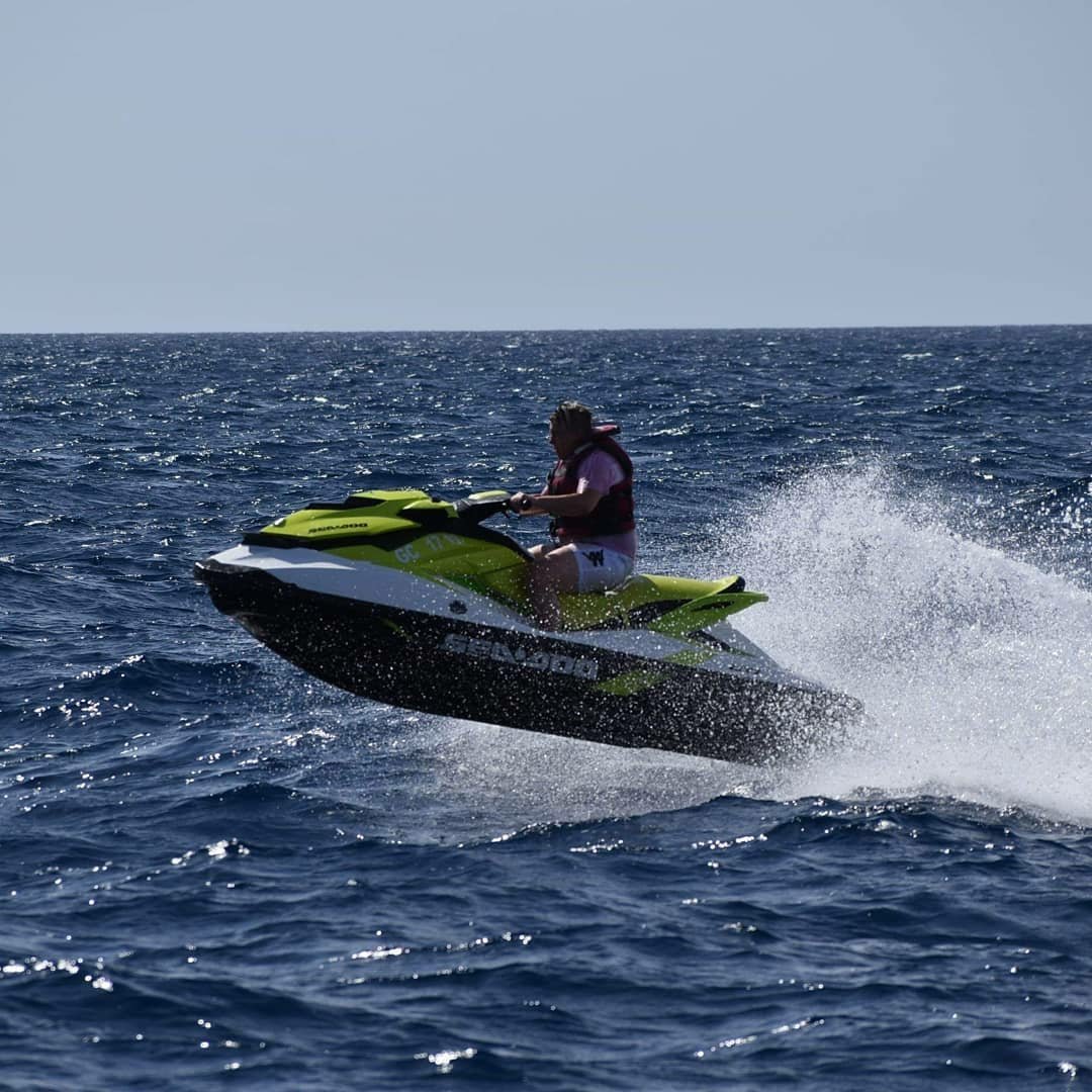 canaryws's tweet photo. 🔝🚀😎 #nospeedlimit!

#JetSki, #Parascending, #Jetovator, #JetBoat, #BananaBoat ~ Find it all @ #CanaryWaterSports

🌐 https://t.co/VzJcAY2v9D

#seadoo #PuertoRicoGranCanaria #mogan #grancanariablue #gcblue #grancanariaregional https://t.co/Jy1UeHIUP9