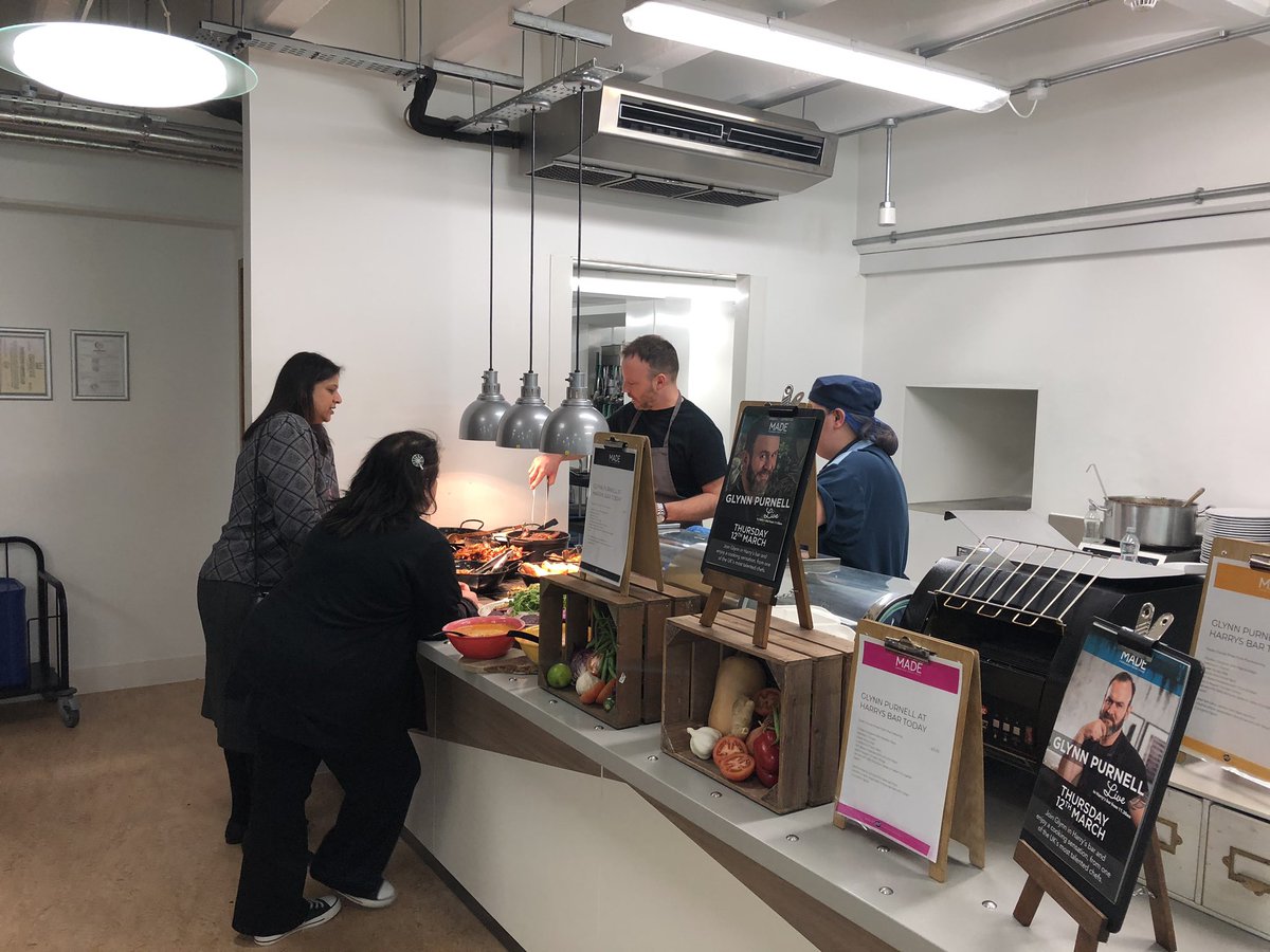 Simon price tweet media