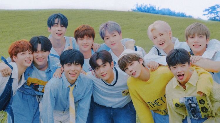 prikii5's tweet photo. 200 days with X1❤
엑스원 데뷔 200일 축하해🎉🎉

@x1official101 @x1members
#엑스원_데뷔200일_축하해 https://t.co/Dan8gChxTf