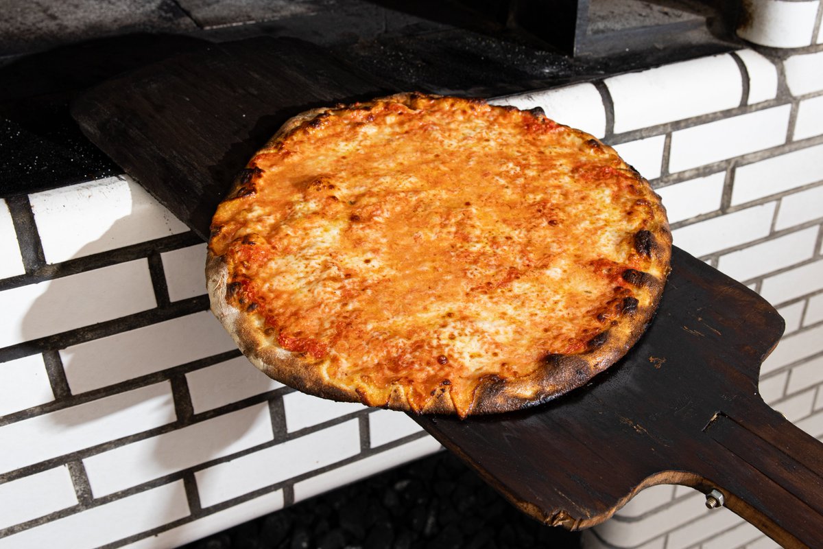 frankpepepizza tweet picture