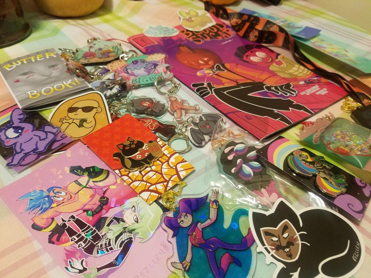 Rezllen's tweet image. I was supposed to be sharing a booth with my friend @watery_day at #eccc2020. If anyone is interested to check out our shops it would really help us with covering the cost of the con costs. Thank you for looking!
#ECCC #ECCCOnline 
wateryday.storenvy.com
rezllen.storenvy.com