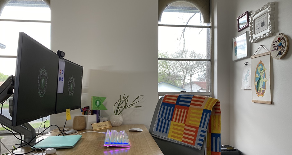 FourKitchens's tweet photo. With the threat of #COVID19, you may be braving the uncharted territory of doing your job from home. As experts in remote work, we’d like to share some best practices for #WFH novices, along with tips to keep company culture intact on a dispersed team. https://t.co/rfORk5ChMw https://t.co/YSYrICh4EX