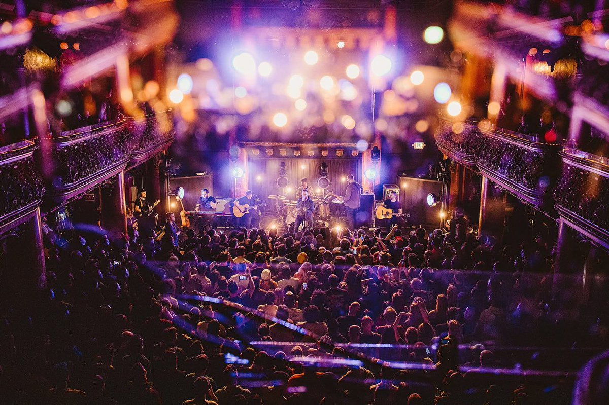 San Francisco showed up, sold out, and made for the perfect way to finish a 6-show run on the west coast last night for The Wonder Years, and in such a beautiful and historic venue 👉ww.thewonderyearsband.com #greatamericanmusichall #phillypoppunk