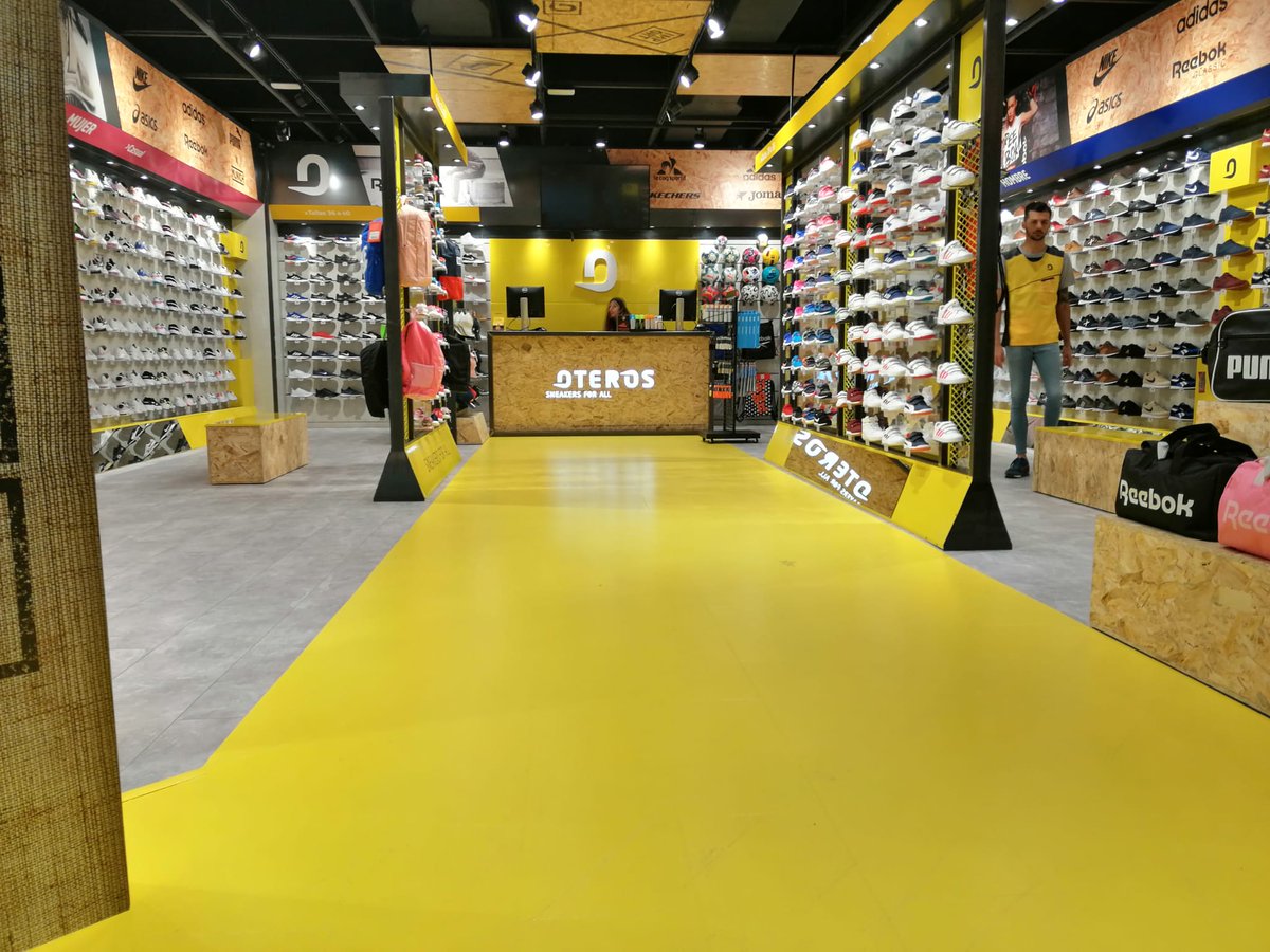 Ya estamos en #LaBallena, en #LasPalmas. Un placer atenderos en esta segunda tienda #Oteros de #Canarias 😎

info.oteros.es/2020/03/apertu…