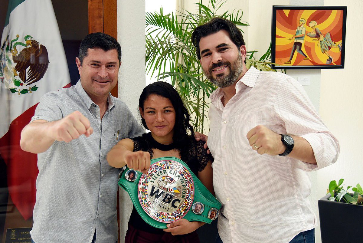 danielcastroBCP's tweet photo. Gracias al presidente municipal de @ahome Billy Chapman por recibirnos y apoyar a Katty Gutierrez en su camino al titulo mundial @BillyChapmanMX @bcpromotionsmx @WBCBoxing @WBC_ES #PuroBox https://t.co/e7JPiCo8p8