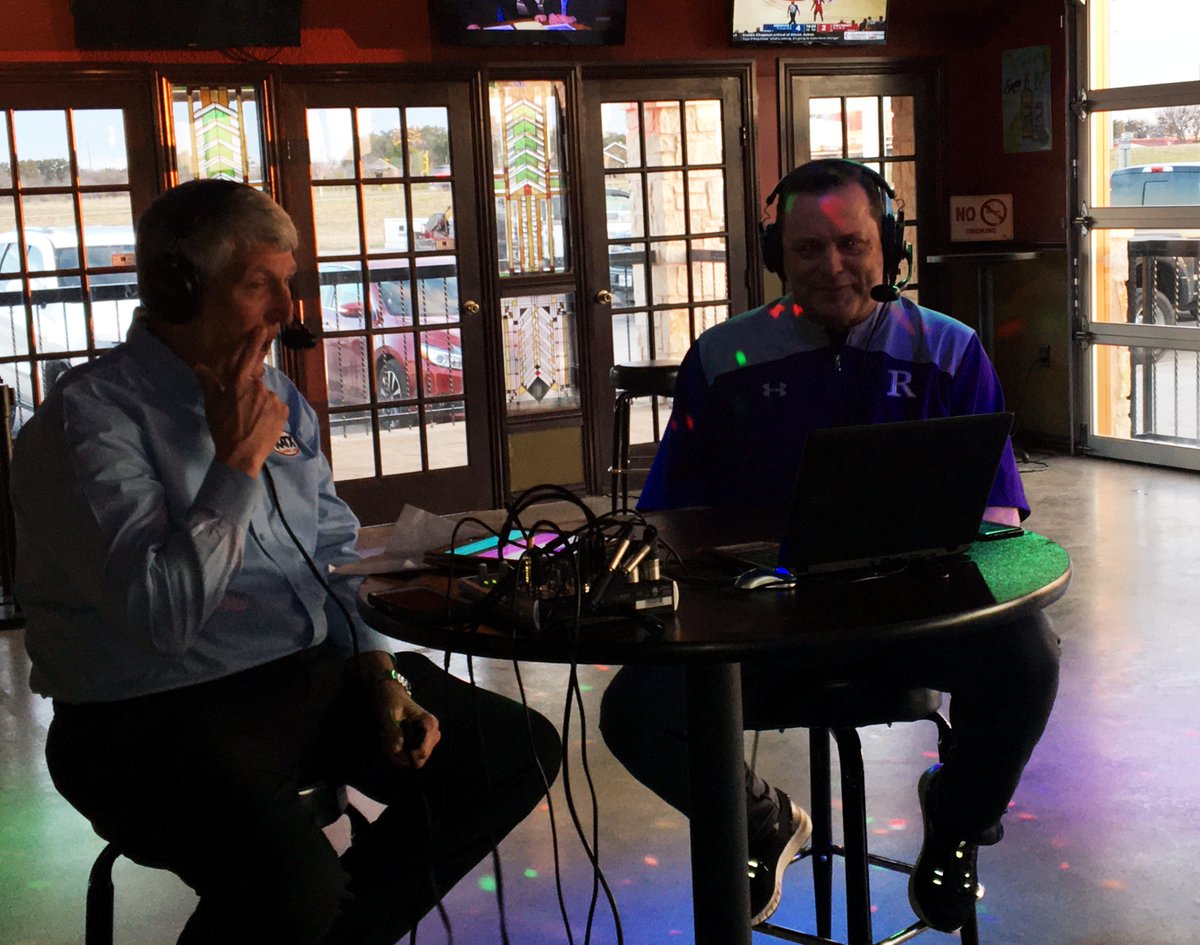 There will be a special pre-national tournament edition of the Billy Gillispie Coaches Show TONIGHT, beginning at 6 p.m., at La Hacienda Restaurant in Eastland, Texas. La Hacienda will be offering a 15 percent discount to everyone that turns out for the show.