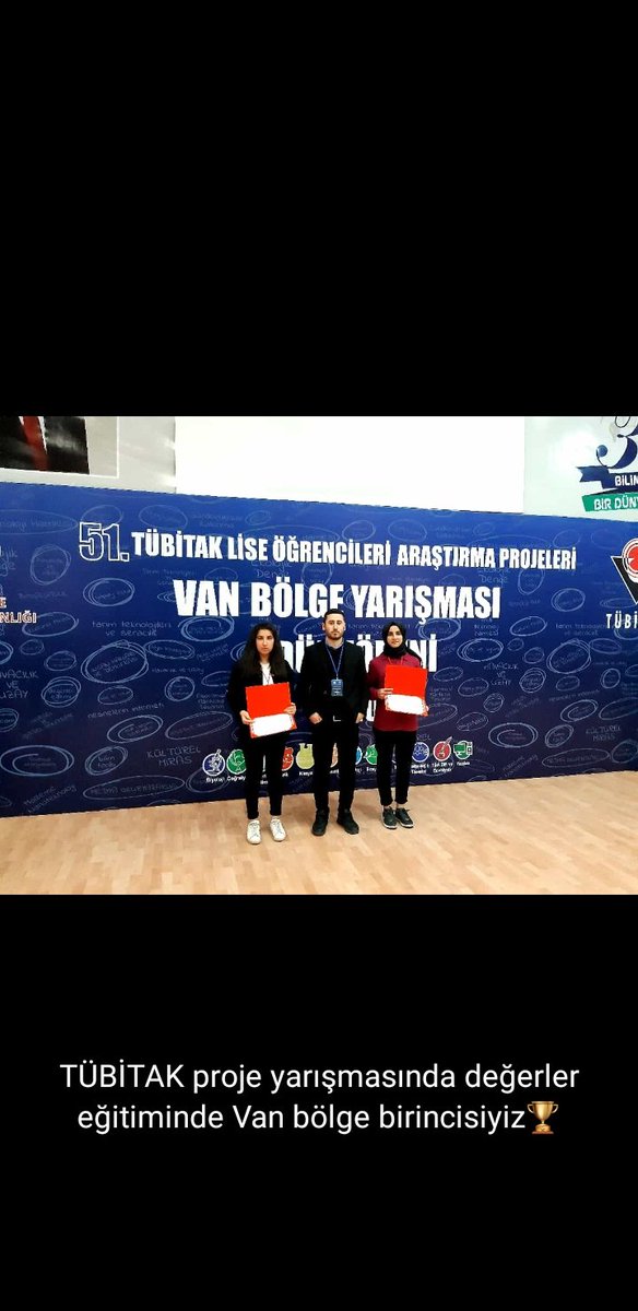 Okulumuz Din Kültürü ve Ahlak Bilgisi ders öğretmeni Murat Kardoğan ın danışmanlığını yaptığı  ''Okul Yolu Bilgi Yolu'' projesi Van bölge finallerinde değerler eğitimi alanında birinci olarak Türkiye finallerinede katılmaya hak kazandı. Öğretmen ve öğrencilerimizi tebrik ederiz