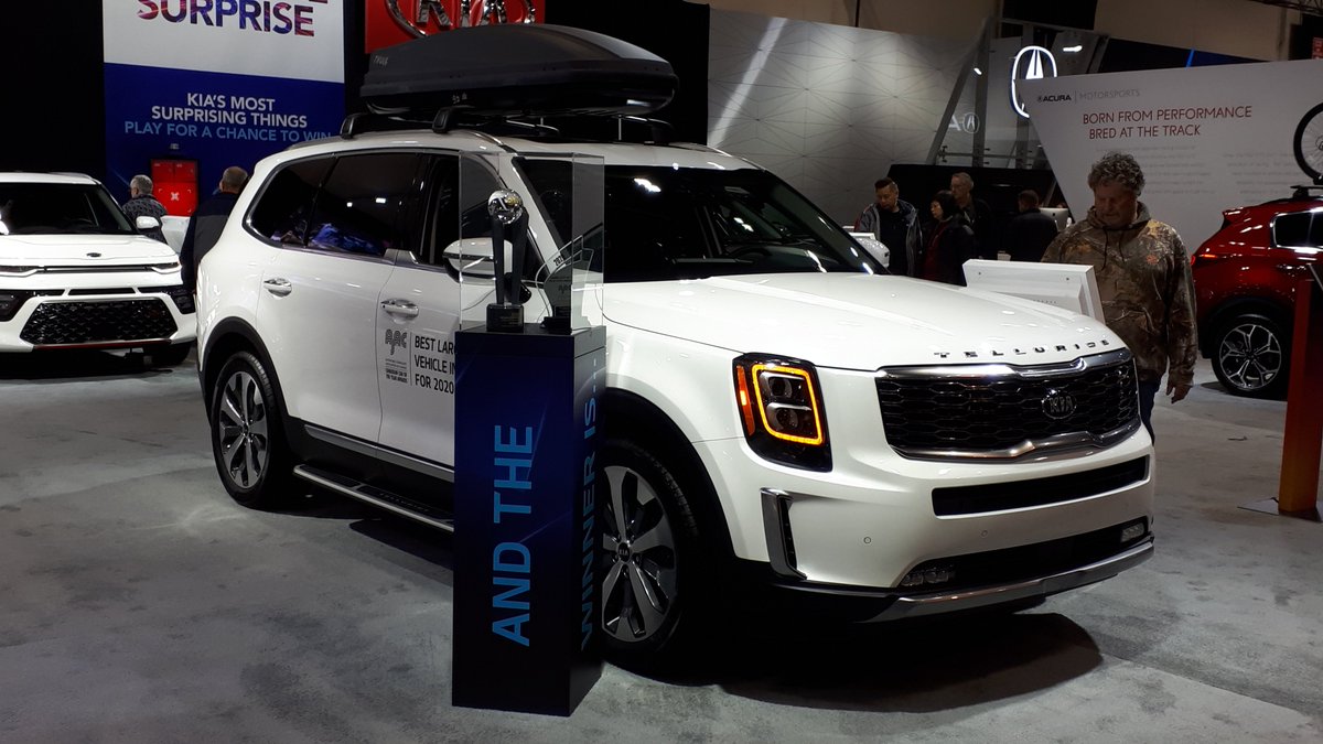 GrahamHeeps's tweet photo. Agreed. #autoshowyyc @KiaCanada @AJACanada #Kia https://t.co/MS4I5cMxAc
