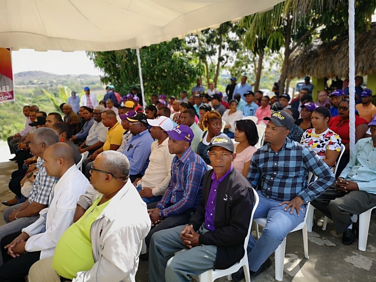 temomontas's tweet photo. Asamblea  de orientación política y electoral de la provincia de Elías Piña #PLDEstáEnLasCalles https://t.co/5Ql6vXGvCX