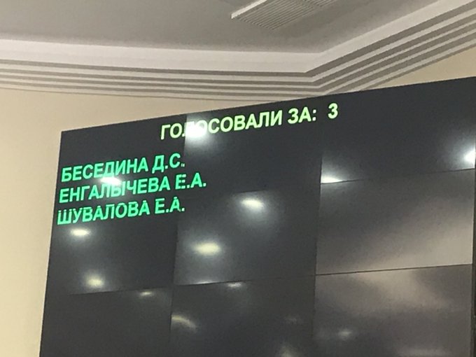 https://pbs.twimg.com/media/ES65dHJXQAAT2M2?format=jpg&amp;name=small