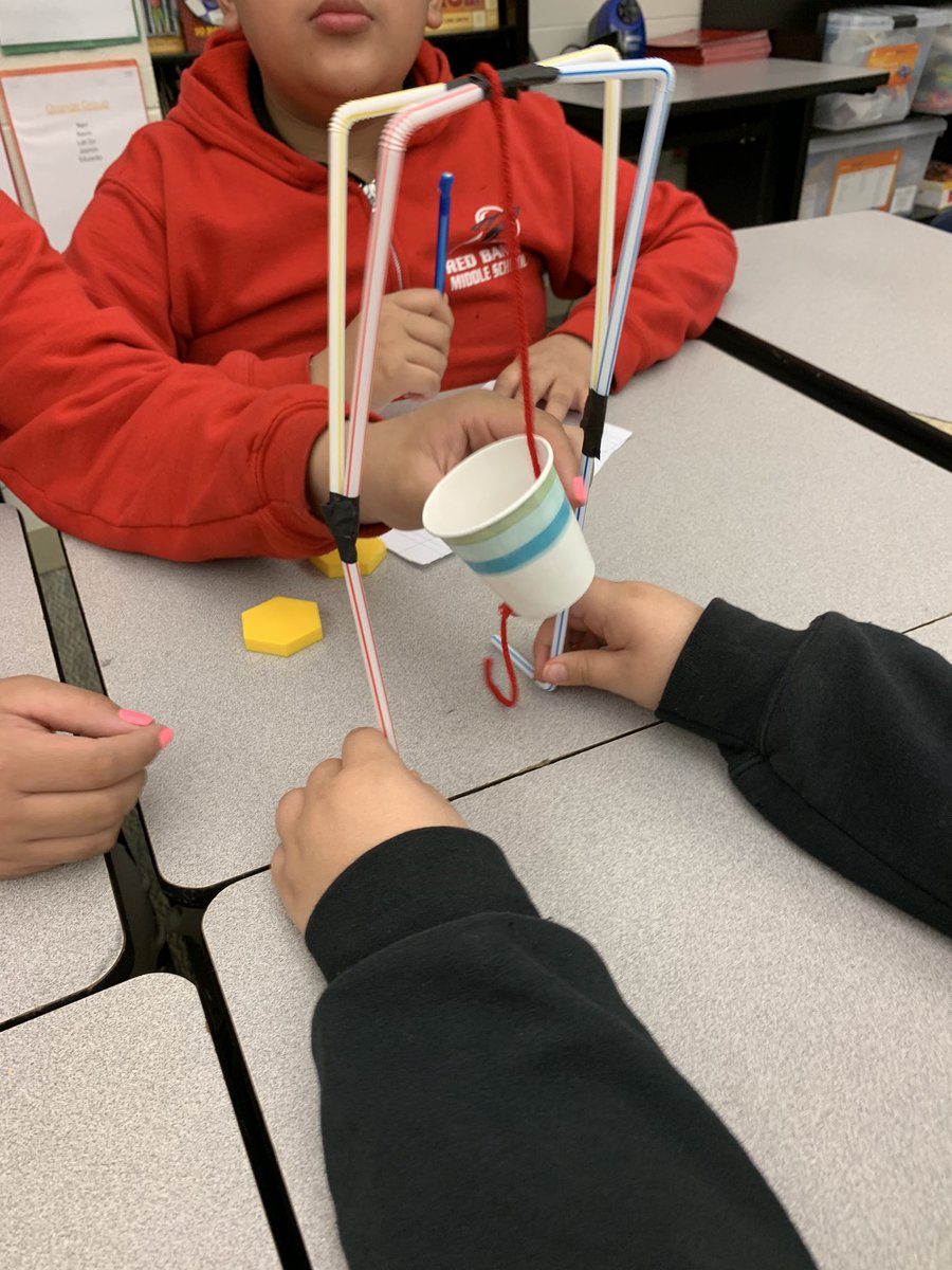 Suspended bucket challenge in science today! #RBBisBIA <a href="/rbmsROCKETS/">Red Bank Middle</a>