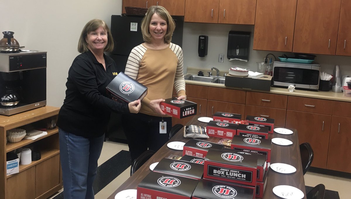 AvonHoernemann's tweet photo. Just 2 of about 75 dedicated ⁦@OrioleTweets⁩ staff enjoying lunch provided by ⁦@TradersPointCC⁩. So grateful! https://t.co/fJhH4BuuWR