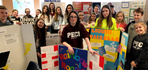 Planete6N's tweet photo. Cette semaine nous avons commencé à faire les présentations pour les projets de sciences. Il y a beaucoup de présentations très intéressants.
-Porter

https://t.co/bJ8344AUXL
@HPEschools

@PECI_News https://t.co/7vQC5gHLvs