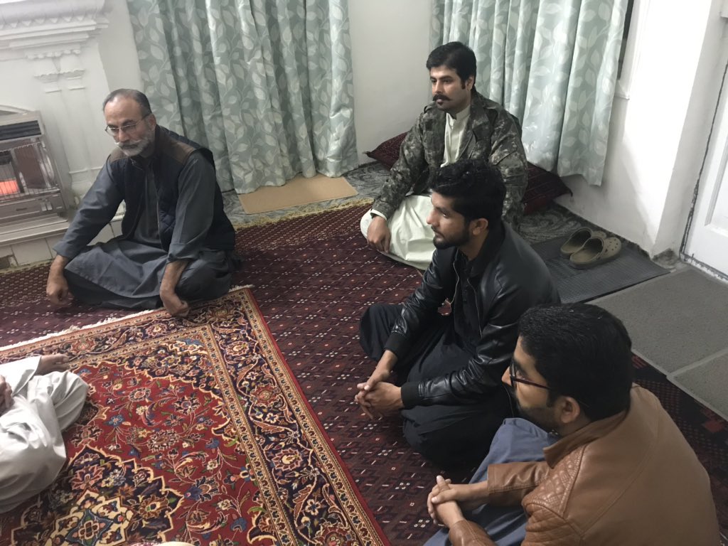 MahrangBaloch_'s tweet photo. Students of BMC meet with Nawab Lashkari raisani & Nawab Aslam raisani regarding the concerns of students and recent Self finance seats notifications .They assured us their support in BMC restoration.
#SayNo2Privatisation https://t.co/ufE8Ff7H7N