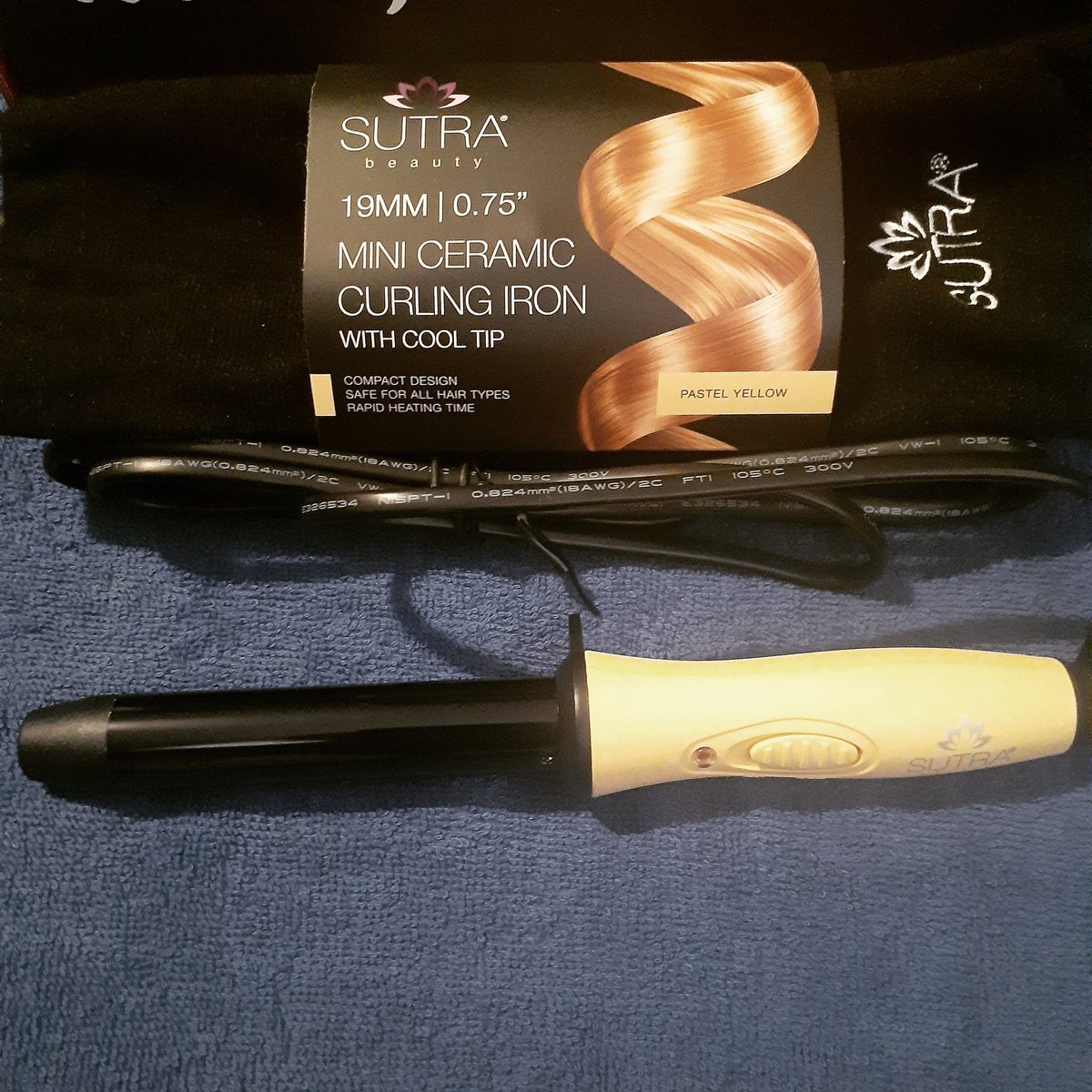 addict_ashley's tweet image. Recieved this in my @boxycharm #basebox #march2020 #boxyedgy #sutra