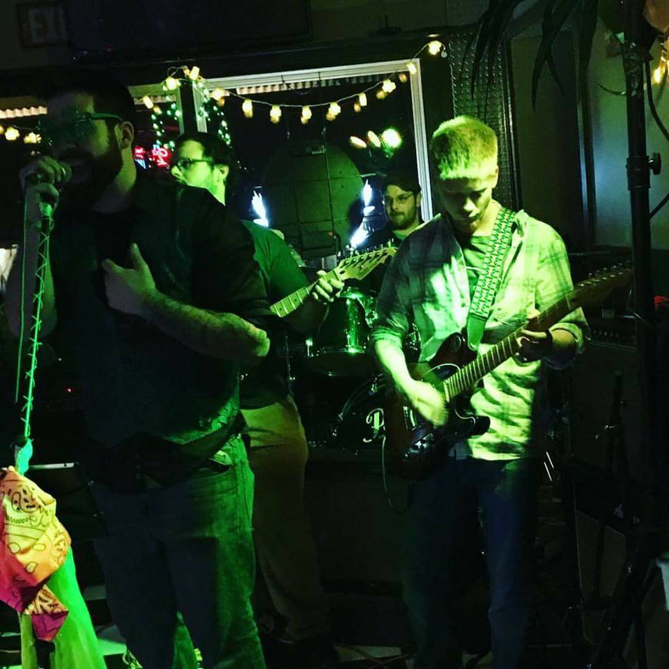 Only 3 DAYS until #ParadeDay and we couldn't be more excited!

Who is coming down to #Gavins for some great food and some good tunes this Saturday?!