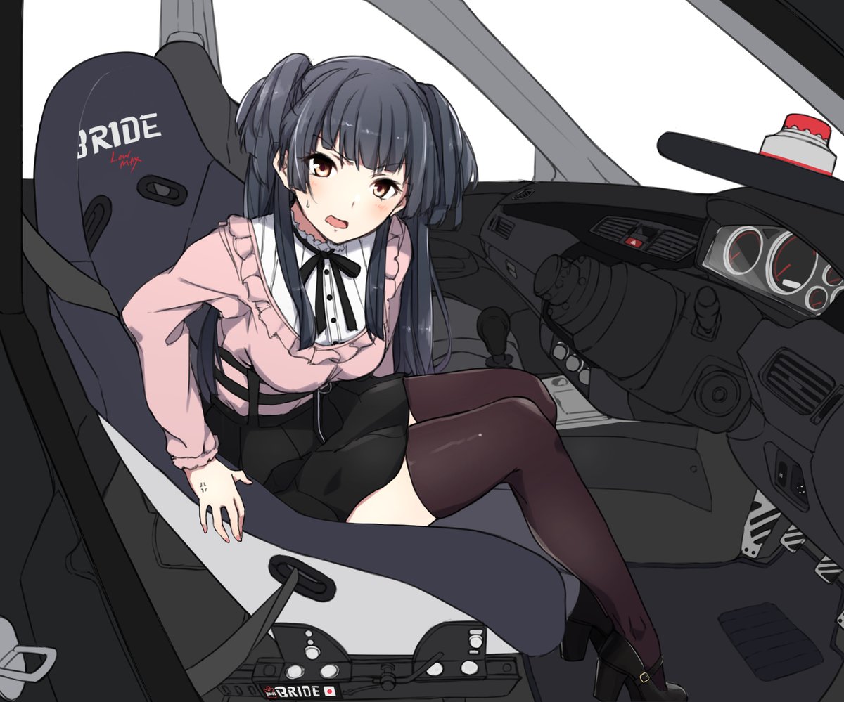 デッサン狂い修正した 右 フルバケを描き直すのに90分かかりました 全ギレ 囲碁ミクのイラスト