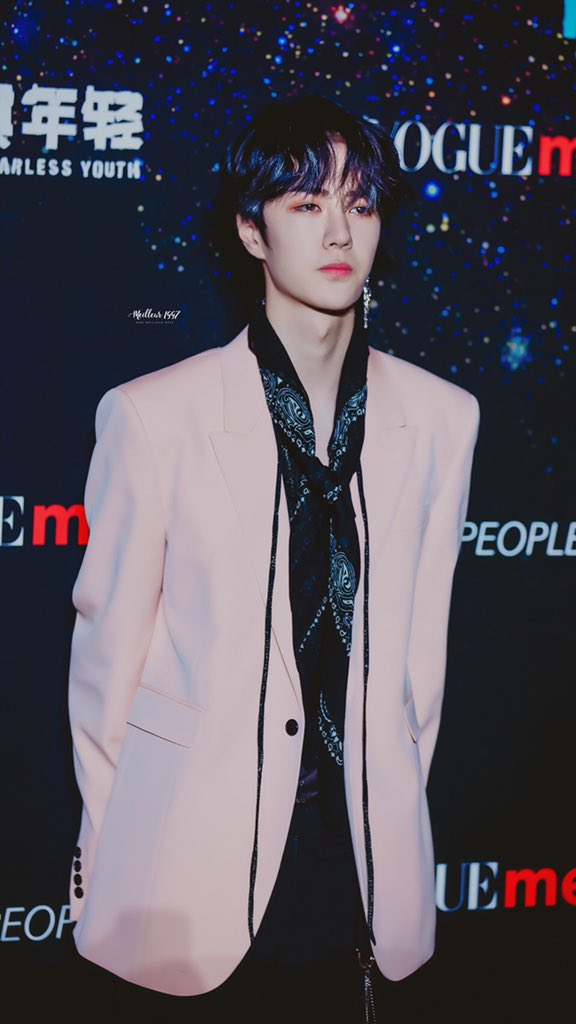 meilleur1997's tweet photo. All the stars run to your eyes.✨˖°

#王一博 #WangYibo #YIBO 
#หวังอี้ป๋อ #왕이보 #イボ https://t.co/HzMvc8qT16